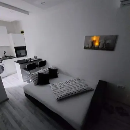 Fortuna Apartment *